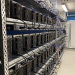 Parete di ASIC in Sala Giza Parete di ASIC in Sala Giza